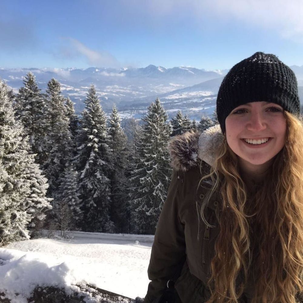 Meet your Posher, Devin